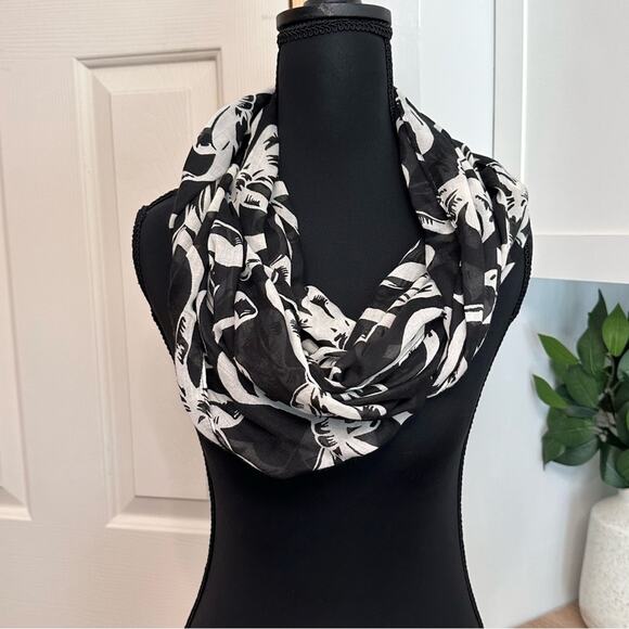 Talbots Infinity Scarf Black White Bow design ultra feminine versatile layer - Picture 2 of 8